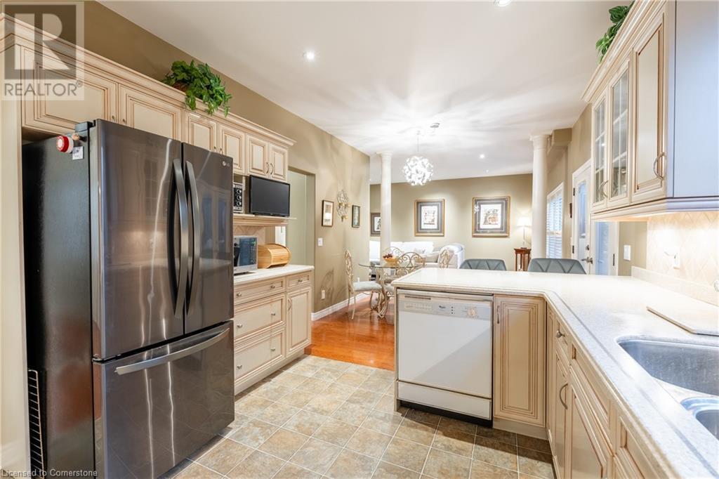 41 Oarsman Crescent, St. Catharines, Ontario  L2N 7N7 - Photo 12 - 40684912