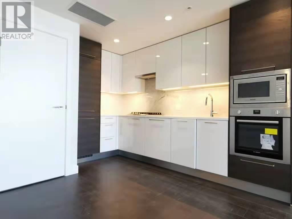 Listing Picture 4 of 10 : 3002 4458 BERESFORD STREET, Burnaby / 本拿比 - 魯藝地產 Yvonne Lu Group - MLS Medallion Club Member