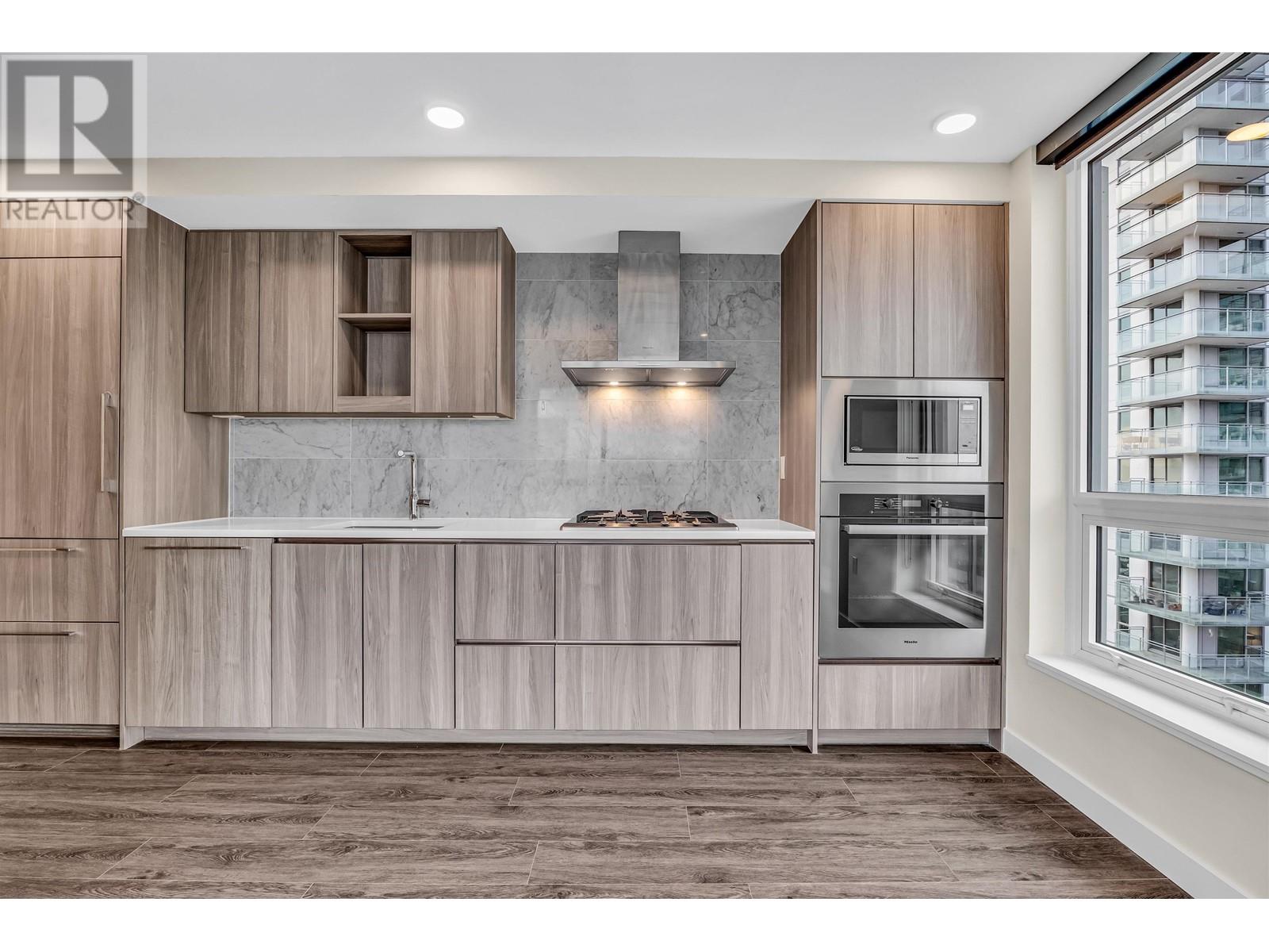 2201 433 Sw Marine Drive, Vancouver, British Columbia  V5X 0H5 - Photo 2 - R2950241