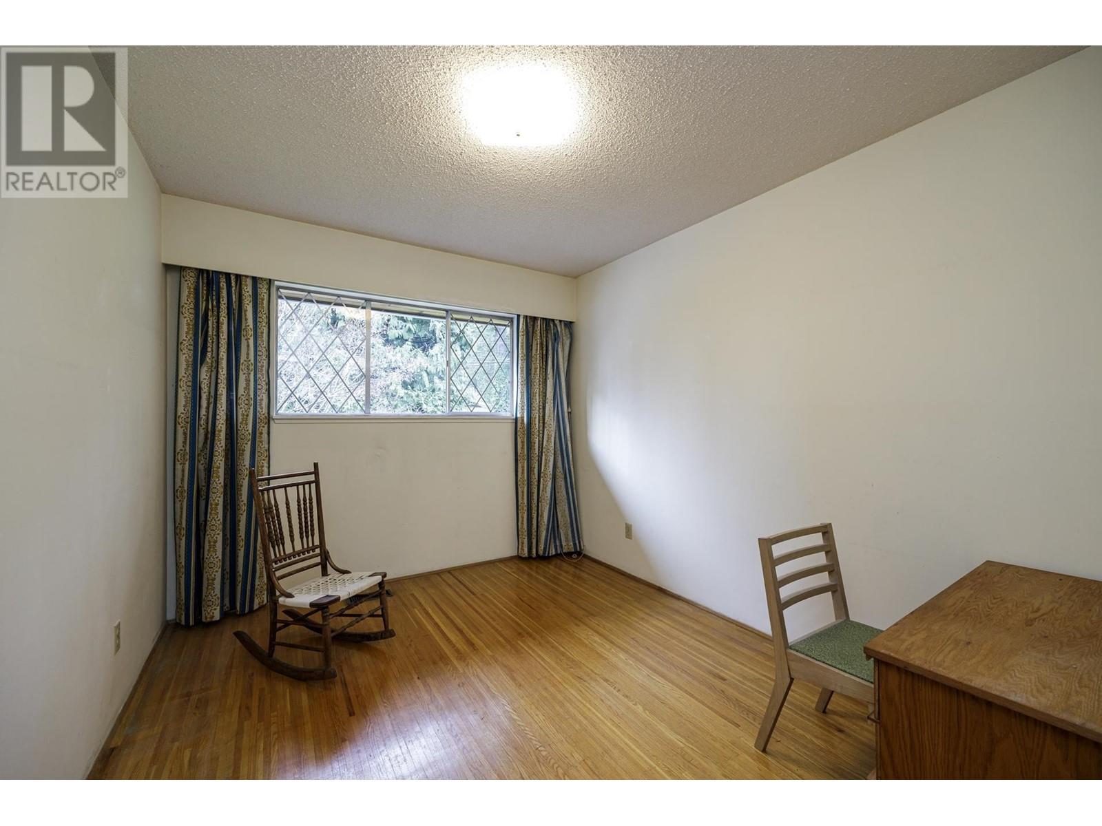 4578 Capilano Road, North Vancouver, British Columbia  V7R 4K3 - Photo 21 - R2950232