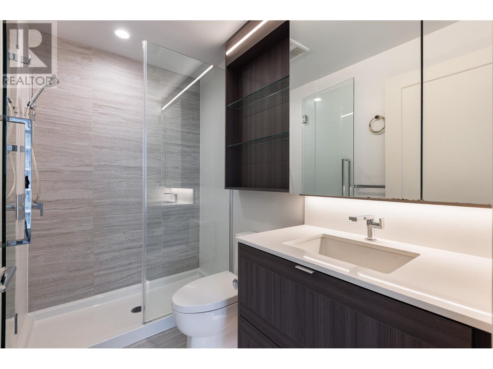 Listing Picture 20 of 38 : 1704 2311 BETA AVENUE, Burnaby / 本拿比 - 魯藝地產 Yvonne Lu Group - MLS Medallion Club Member