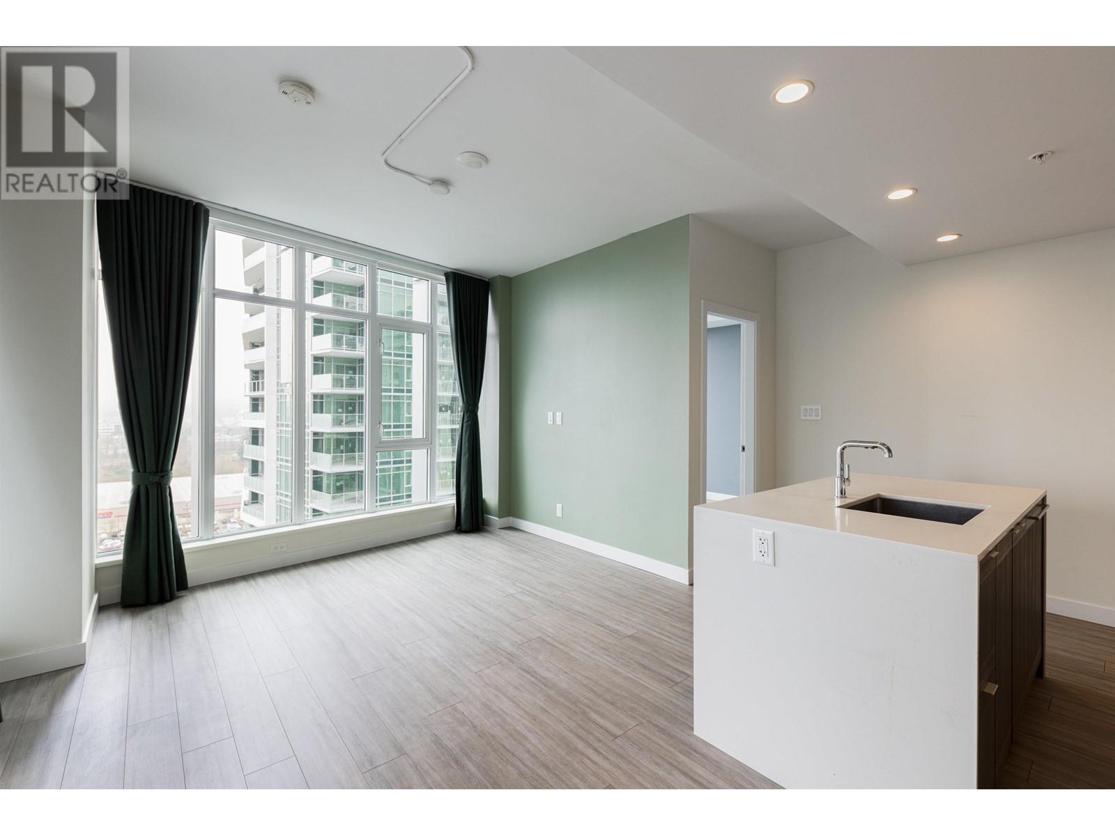 Listing Picture 14 of 38 : 1704 2311 BETA AVENUE, Burnaby / 本拿比 - 魯藝地產 Yvonne Lu Group - MLS Medallion Club Member