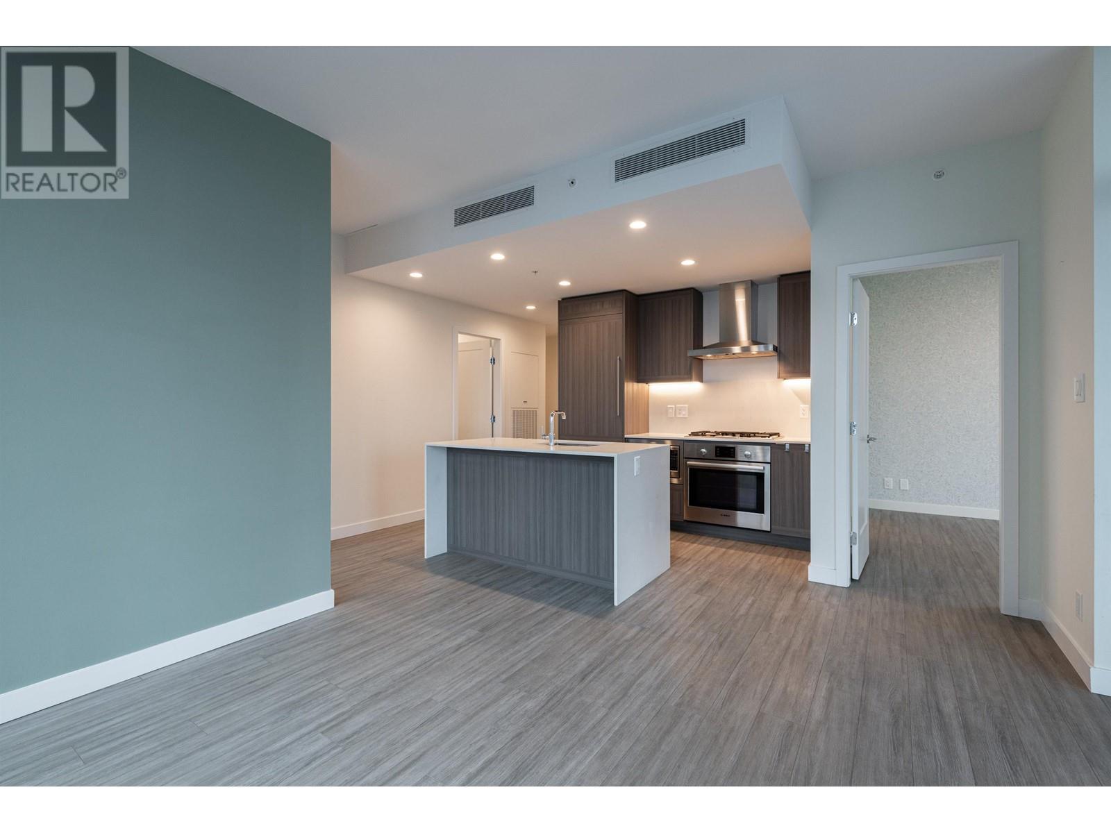 Listing Picture 11 of 38 : 1704 2311 BETA AVENUE, Burnaby / 本拿比 - 魯藝地產 Yvonne Lu Group - MLS Medallion Club Member
