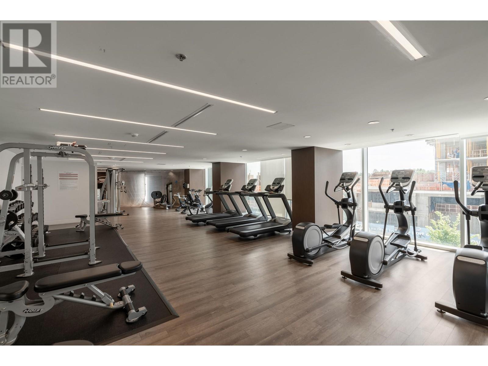 Listing Picture 33 of 38 : 1704 2311 BETA AVENUE, Burnaby / 本拿比 - 魯藝地產 Yvonne Lu Group - MLS Medallion Club Member