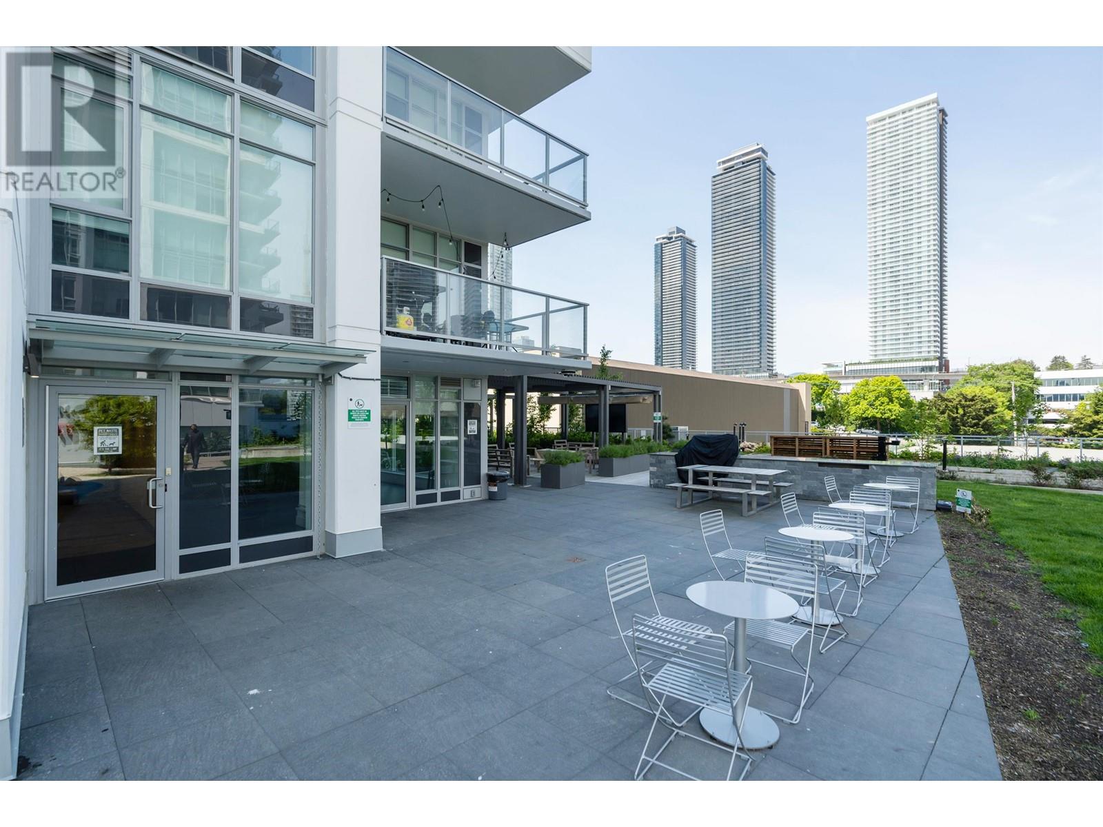 Listing Picture 37 of 38 : 1704 2311 BETA AVENUE, Burnaby / 本拿比 - 魯藝地產 Yvonne Lu Group - MLS Medallion Club Member