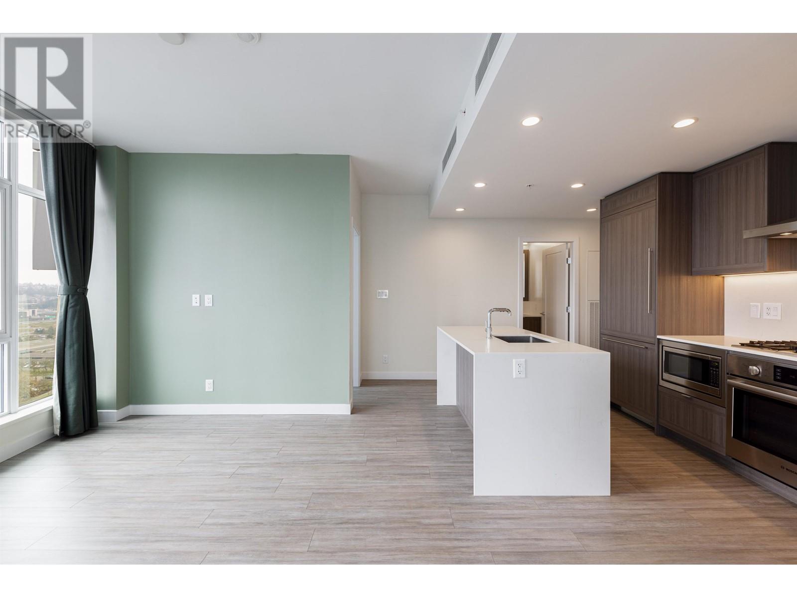 Listing Picture 13 of 38 : 1704 2311 BETA AVENUE, Burnaby / 本拿比 - 魯藝地產 Yvonne Lu Group - MLS Medallion Club Member