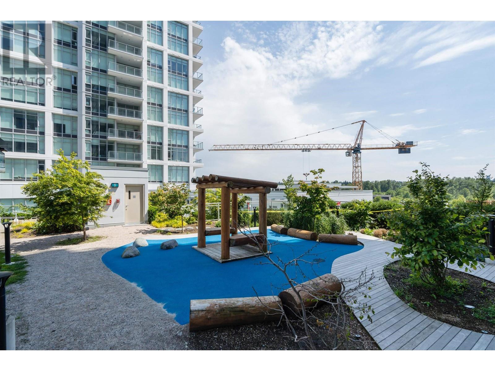 Listing Picture 36 of 38 : 1704 2311 BETA AVENUE, Burnaby / 本拿比 - 魯藝地產 Yvonne Lu Group - MLS Medallion Club Member