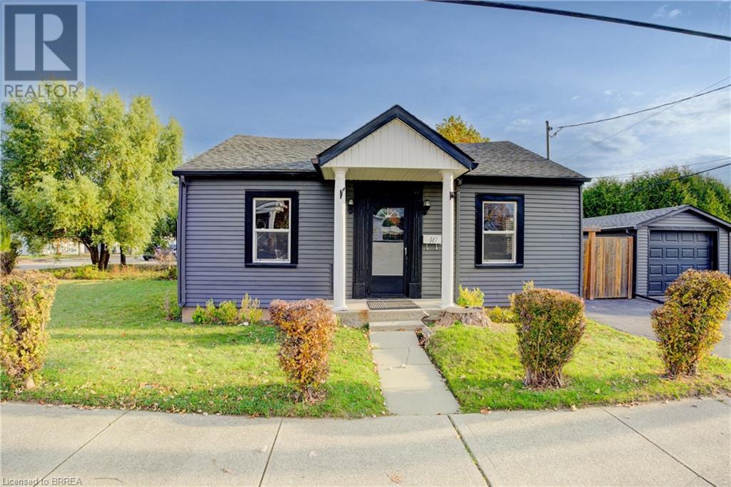 40 Division Street, Brantford, Ontario  N3S 2P1 - Photo 1 - 40684966