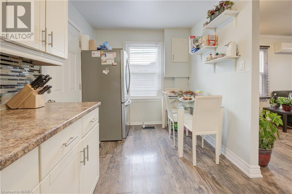 40 Division Street, Brantford, Ontario  N3S 2P1 - Photo 14 - 40684966