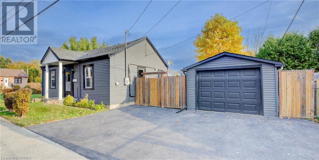 40 Division Street, Brantford, Ontario  N3S 2P1 - Photo 2 - 40684966