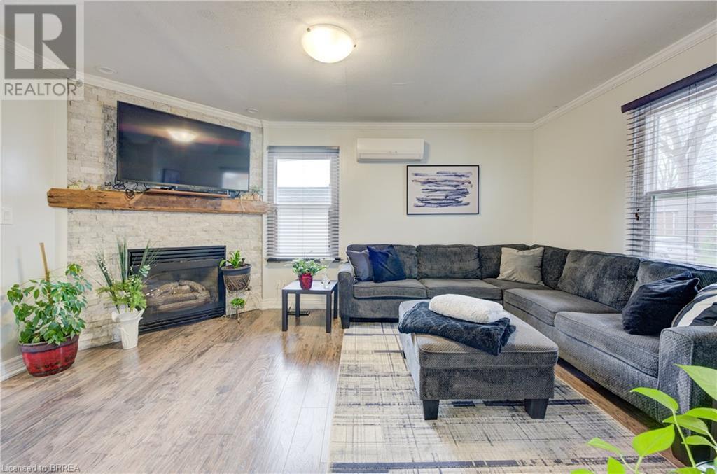 40 Division Street, Brantford, Ontario  N3S 2P1 - Photo 5 - 40684966