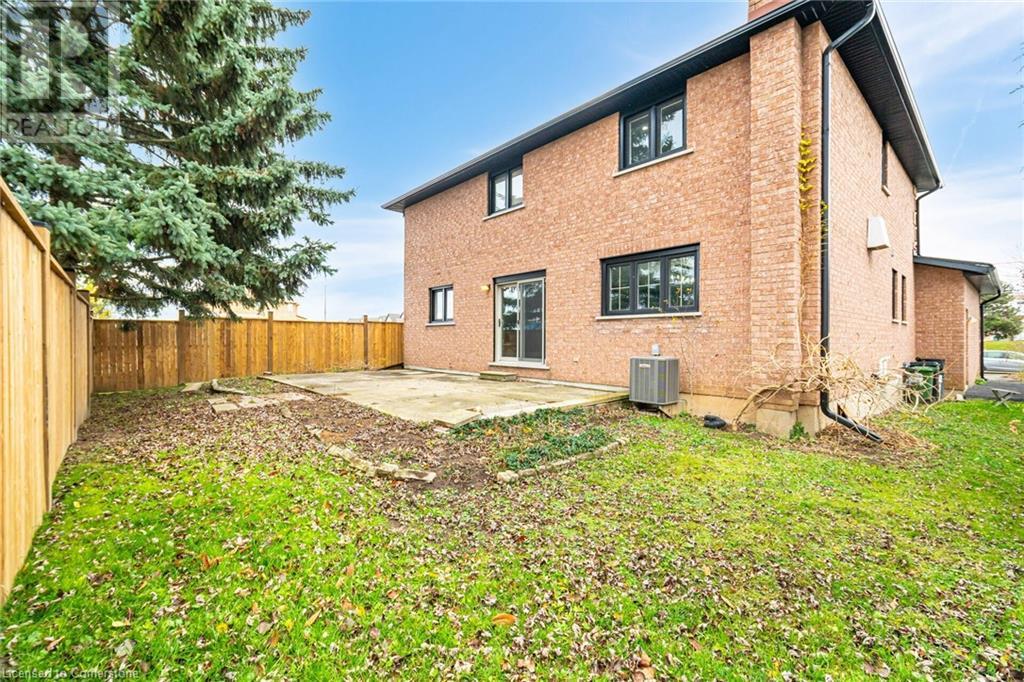 1204 West 5th Street, Hamilton, Ontario  L9B 1J6 - Photo 40 - 40685023