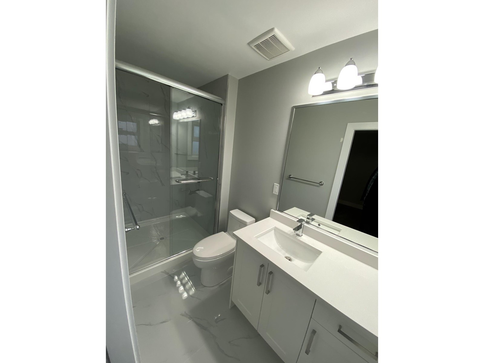 13827 Berg Road, Surrey, British Columbia  V3R 5L2 - Photo 11 - R2949504
