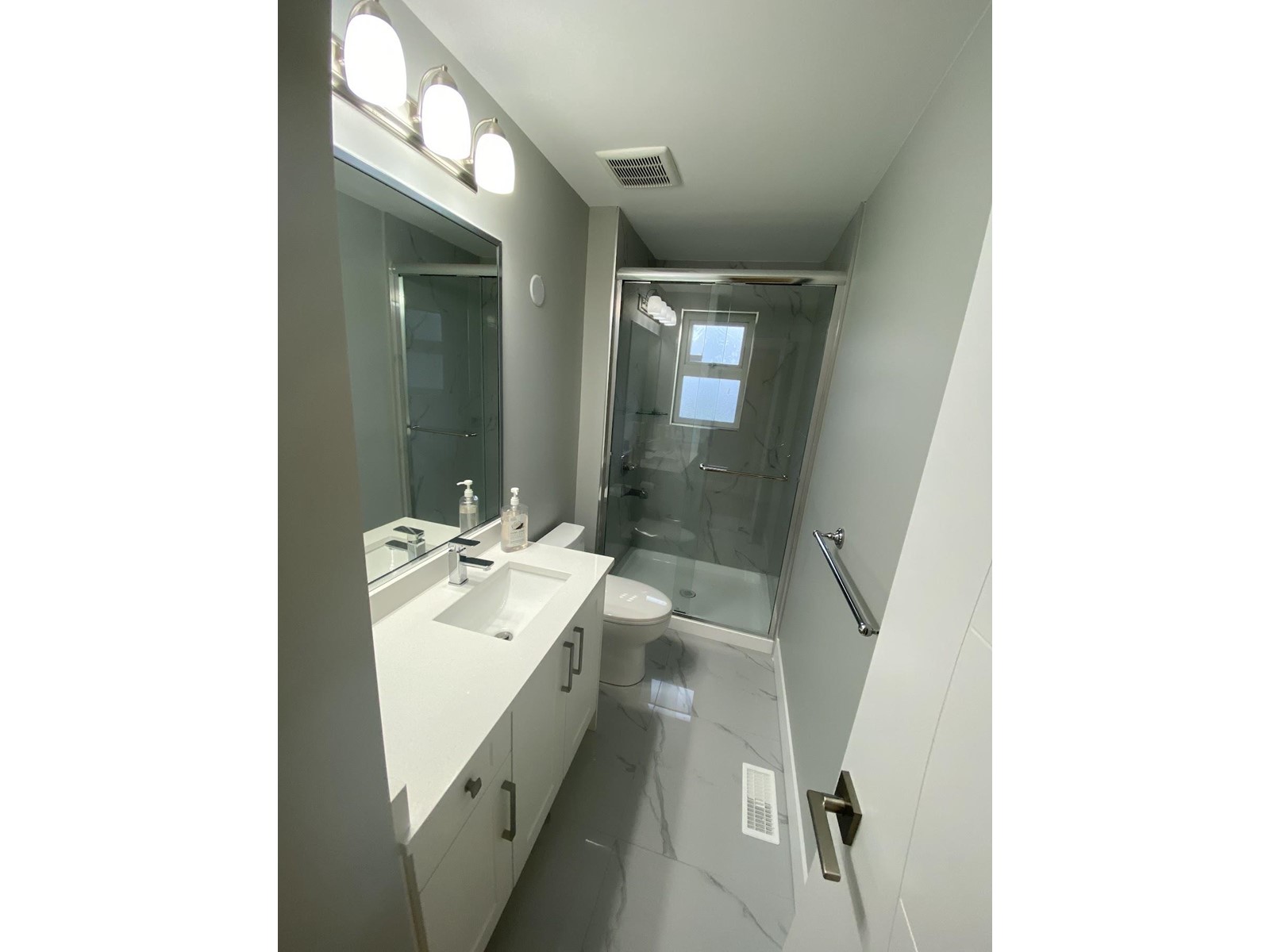 13827 Berg Road, Surrey, British Columbia  V3R 5L2 - Photo 12 - R2949504