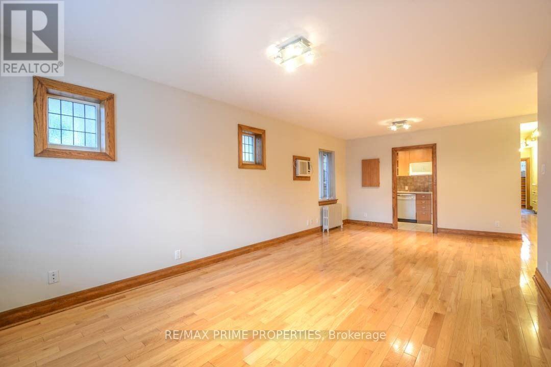 Main - 128 Braemar Avenue, Toronto, Ontario  M5P 1A2 - Photo 2 - C11890790