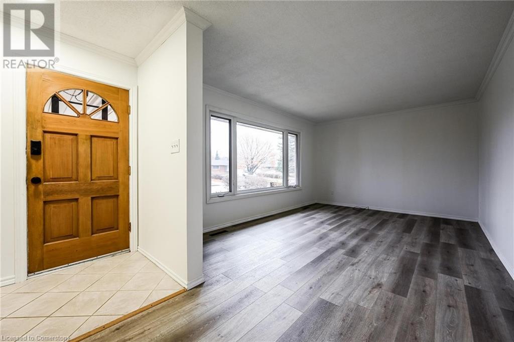 26 Carousel Avenue Unit# Upper, Hamilton, Ontario  L9A 4L5 - Photo 8 - 40684985