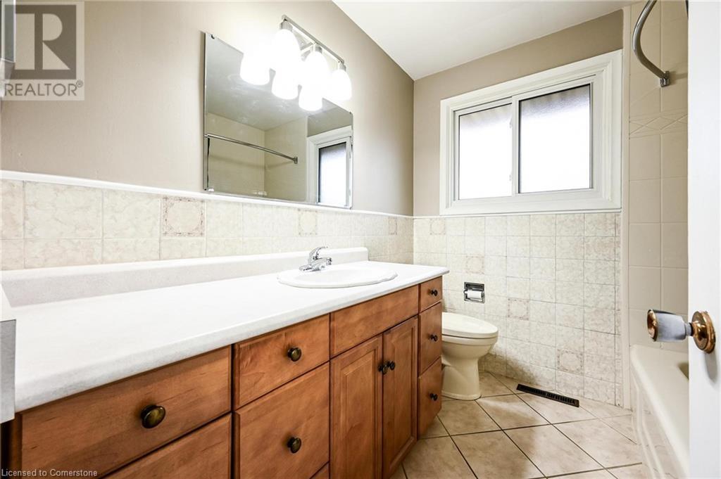 26 Carousel Avenue Unit# Upper, Hamilton, Ontario  L9A 4L5 - Photo 33 - 40684985