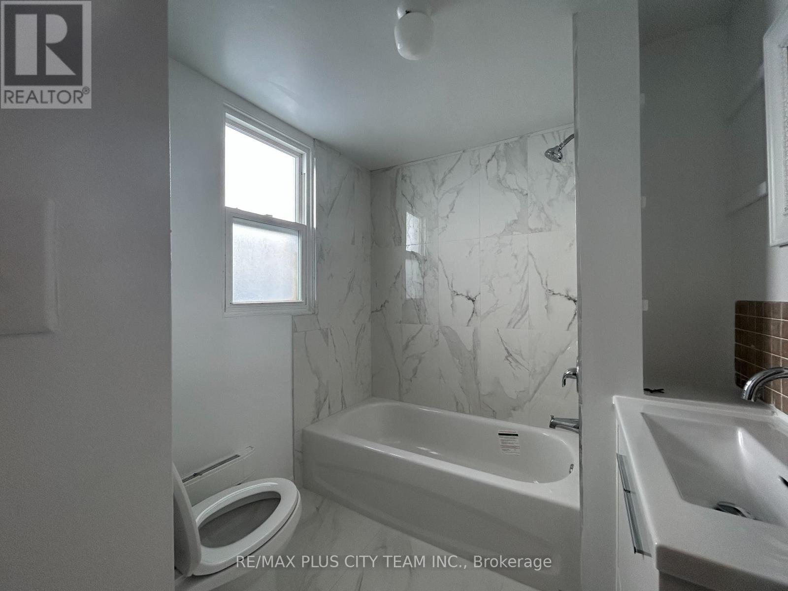 2 - 26 Victoria Street, Toronto, Ontario  M8V 1M6 - Photo 11 - W11823399