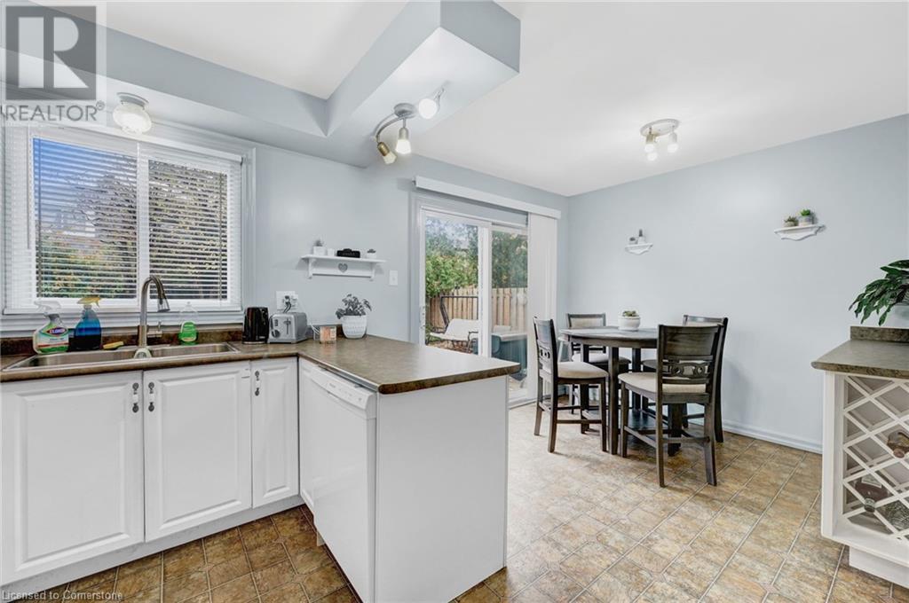 3037 Oslo Crescent, Mississauga, Ontario  L5N 1Z8 - Photo 15 - 40685030