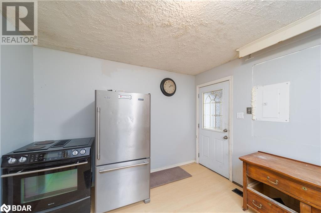 177 Mill Street, Angus, Ontario  L0M 1B0 - Photo 4 - 40684684