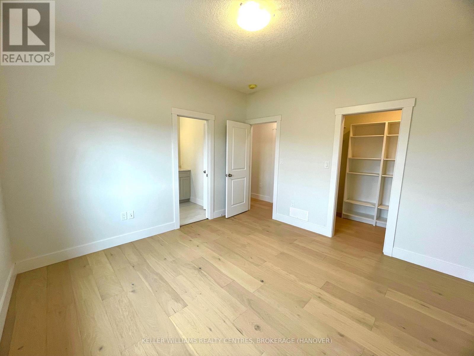 612 26th Avenue, Hanover, Ontario  N4N 3B8 - Photo 12 - X10848127