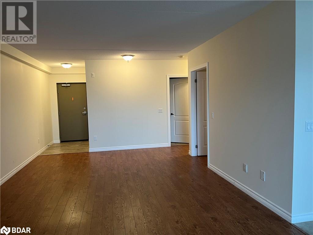 496 Yonge Street Unit# 103, Barrie, Ontario  L4N 4E2 - Photo 5 - 40684503