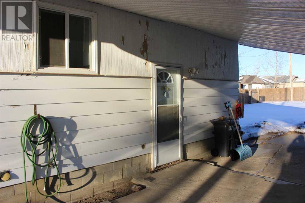 205 2nd Street, Picture Butte, Alberta  T0K 1V0 - Photo 3 - A2183202