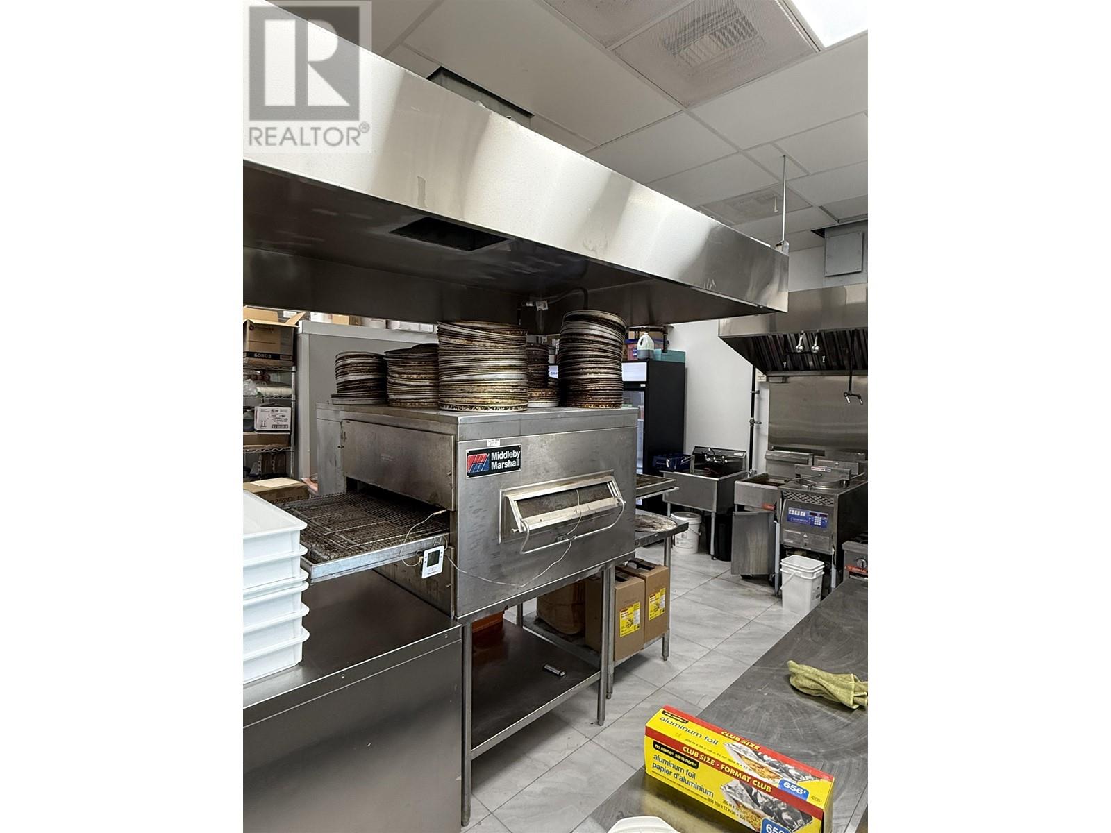 2421 Kingsway, Vancouver, British Columbia  V5R 5G8 - Photo 2 - C8065062