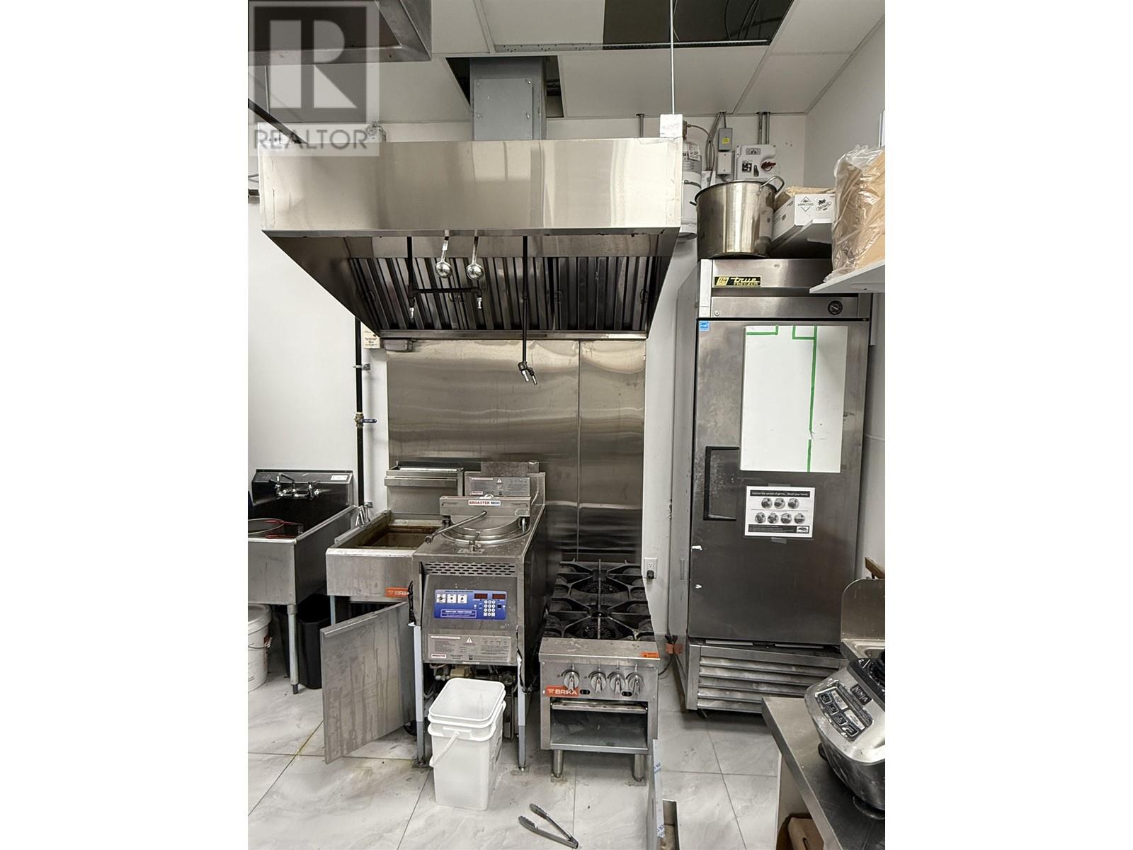 2421 Kingsway, Vancouver, British Columbia  V5R 5G8 - Photo 4 - C8065062