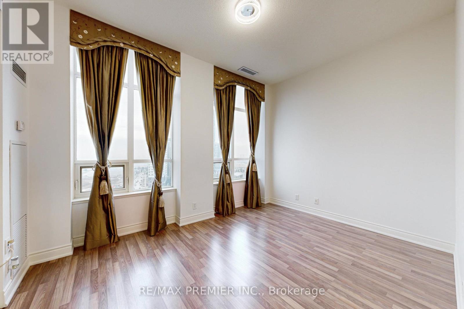 Ph07 - 9225 Jane Street, Vaughan, Ontario  L6A 0J7 - Photo 18 - N11891033