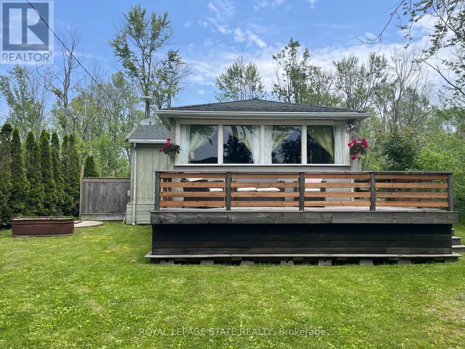 826 Sandy Bay Road, Haldimand (Dunnville), Ontario  N1A 2W6 - Photo 3 - X11891062