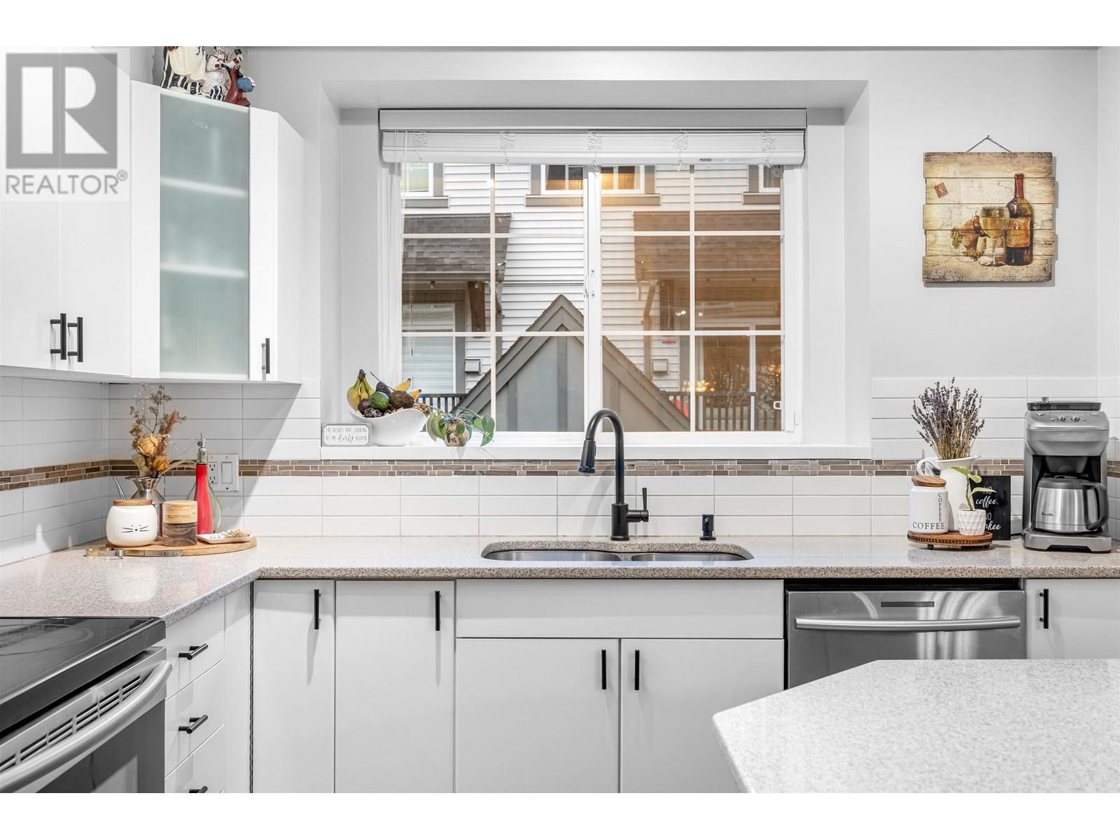 10 2200 Panorama Drive, Port Moody, British Columbia  V3H 5M2 - Photo 14 - R2949906