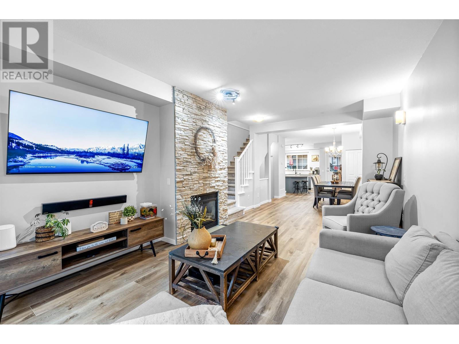 10 2200 Panorama Drive, Port Moody, British Columbia  V3H 5M2 - Photo 4 - R2949906