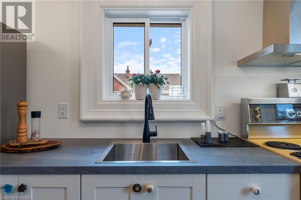 53 Charlotte Street, Brantford, Ontario  N3T 2M4 - Photo 20 - 40684313