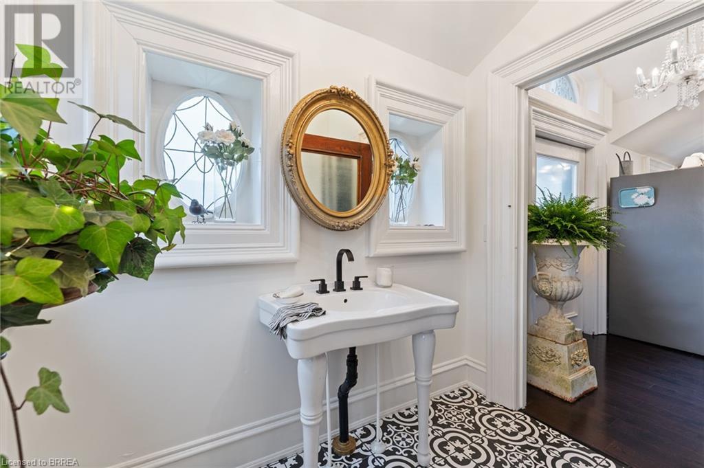 53 Charlotte Street, Brantford, Ontario  N3T 2M4 - Photo 29 - 40684313