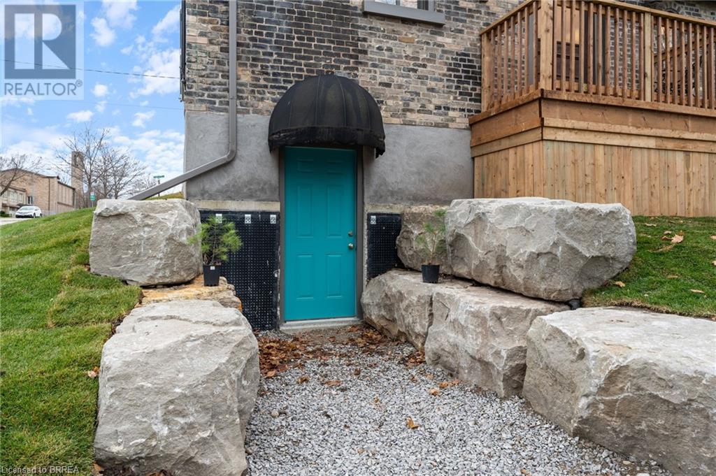 53 Charlotte Street, Brantford, Ontario  N3T 2M4 - Photo 47 - 40684313