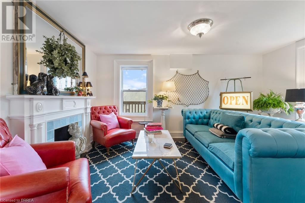 53 Charlotte Street, Brantford, Ontario  N3T 2W6 - Photo 13 - 40684268