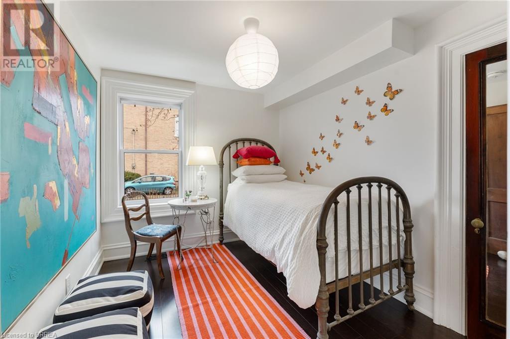 53 Charlotte Street, Brantford, Ontario  N3T 2W6 - Photo 23 - 40684268