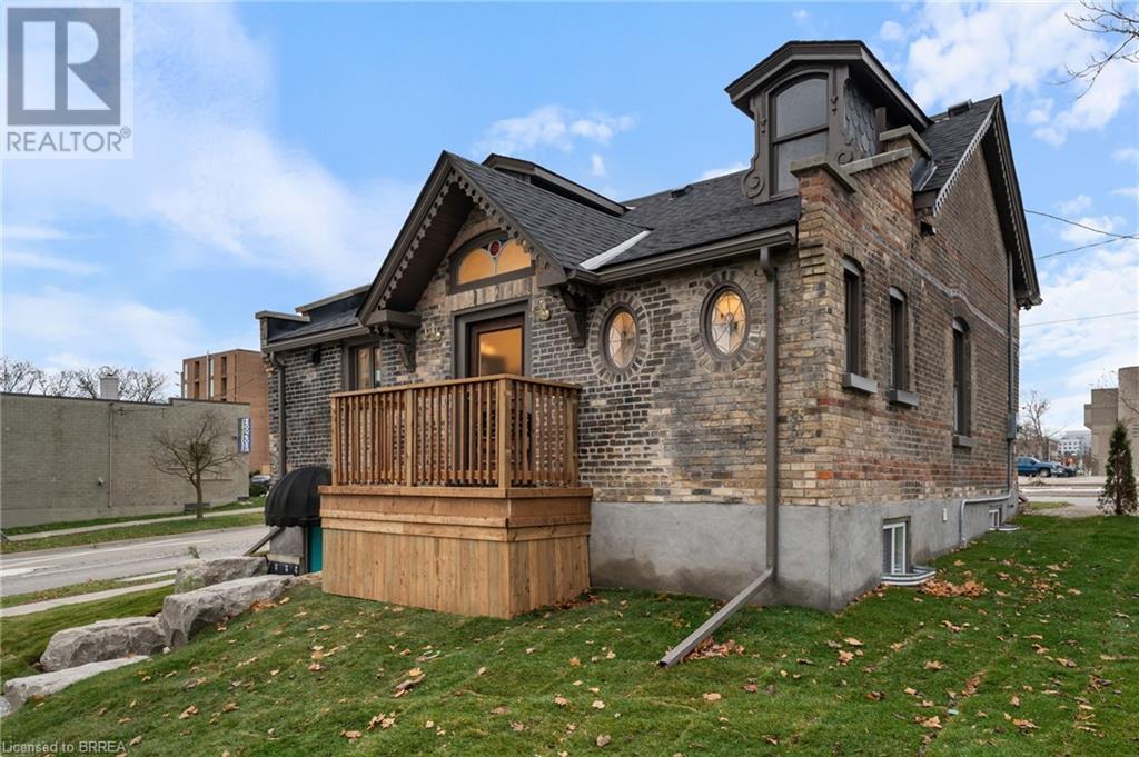 53 Charlotte Street, Brantford, Ontario  N3T 2W6 - Photo 45 - 40684268