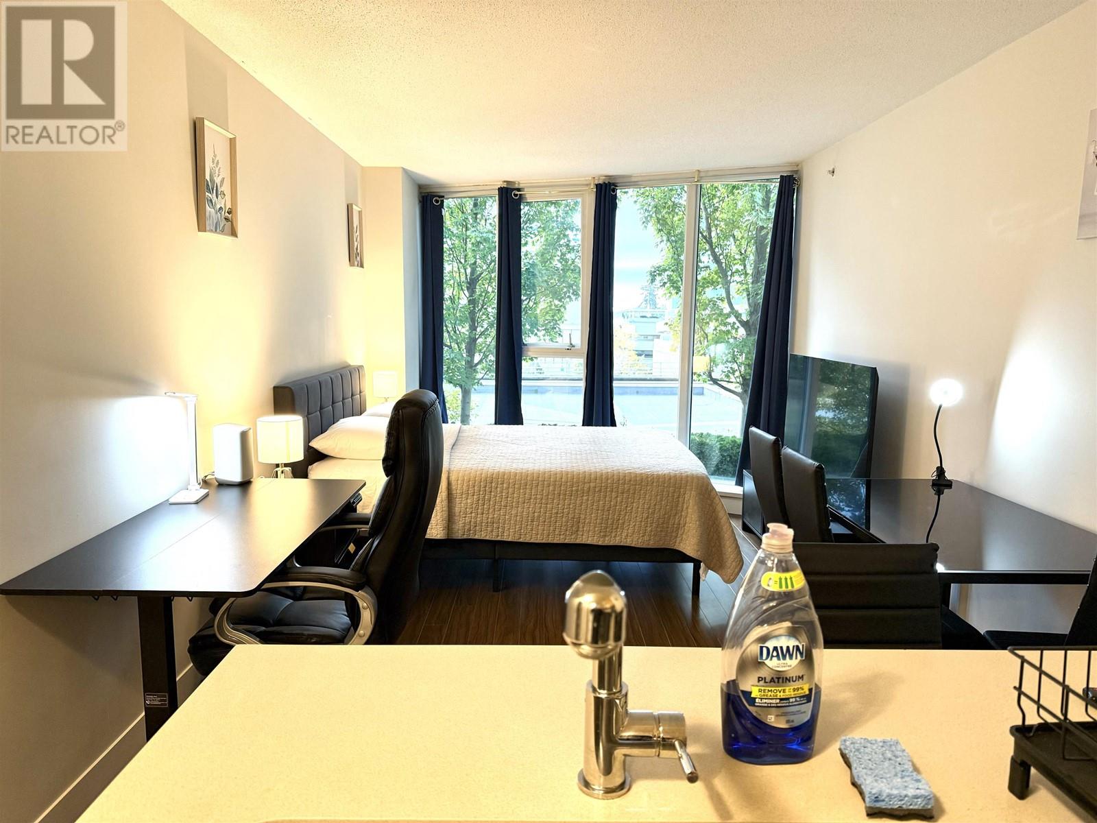 Listing Picture 4 of 28 : 612 8033 SABA ROAD, Richmond / 烈治文 - 魯藝地產 Yvonne Lu Group - MLS Medallion Club Member