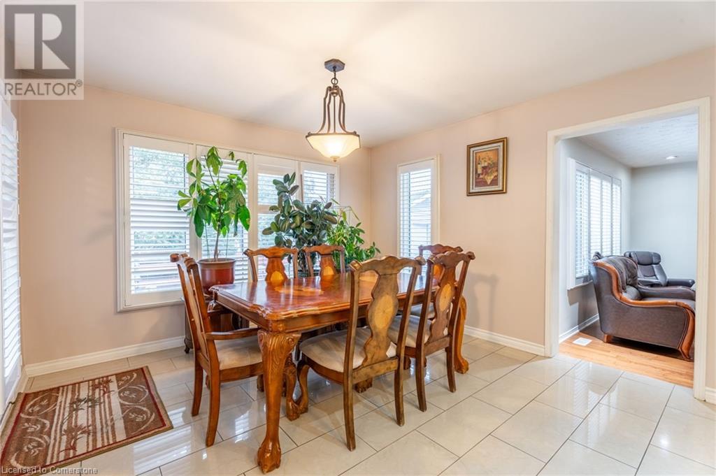 7 Grandoaks DriveHamilton, Ontario  L8V 5A9 - Photo 10 - 40685065