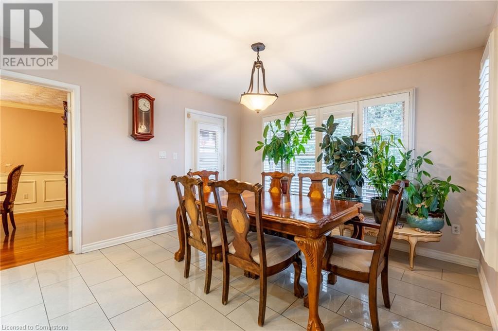 7 Grandoaks DriveHamilton, Ontario  L8V 5A9 - Photo 11 - 40685065