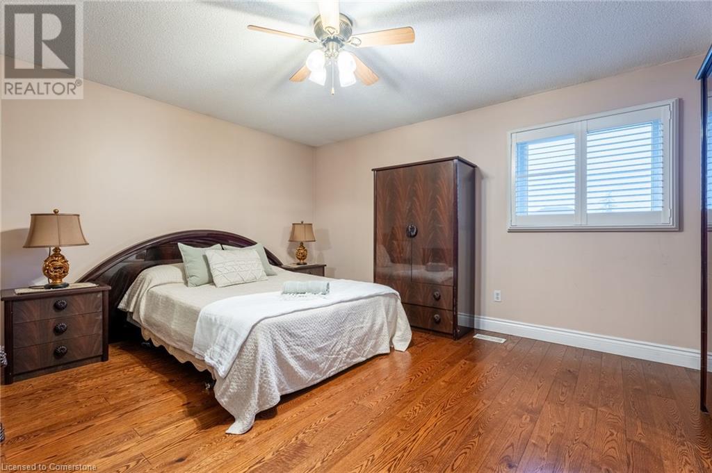 7 Grandoaks DriveHamilton, Ontario  L8V 5A9 - Photo 26 - 40685065
