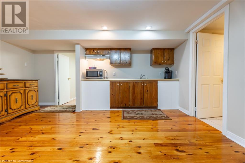 7 Grandoaks DriveHamilton, Ontario  L8V 5A9 - Photo 36 - 40685065