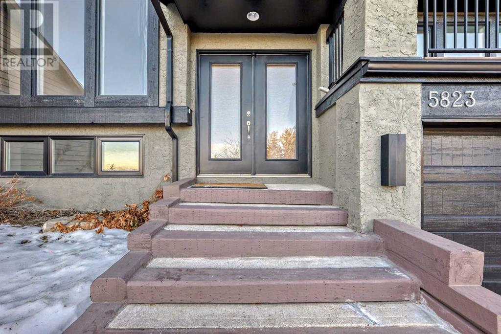 5823 Coach Hill Road Sw, Calgary, Alberta  T3H 1E3 - Photo 3 - A2183255