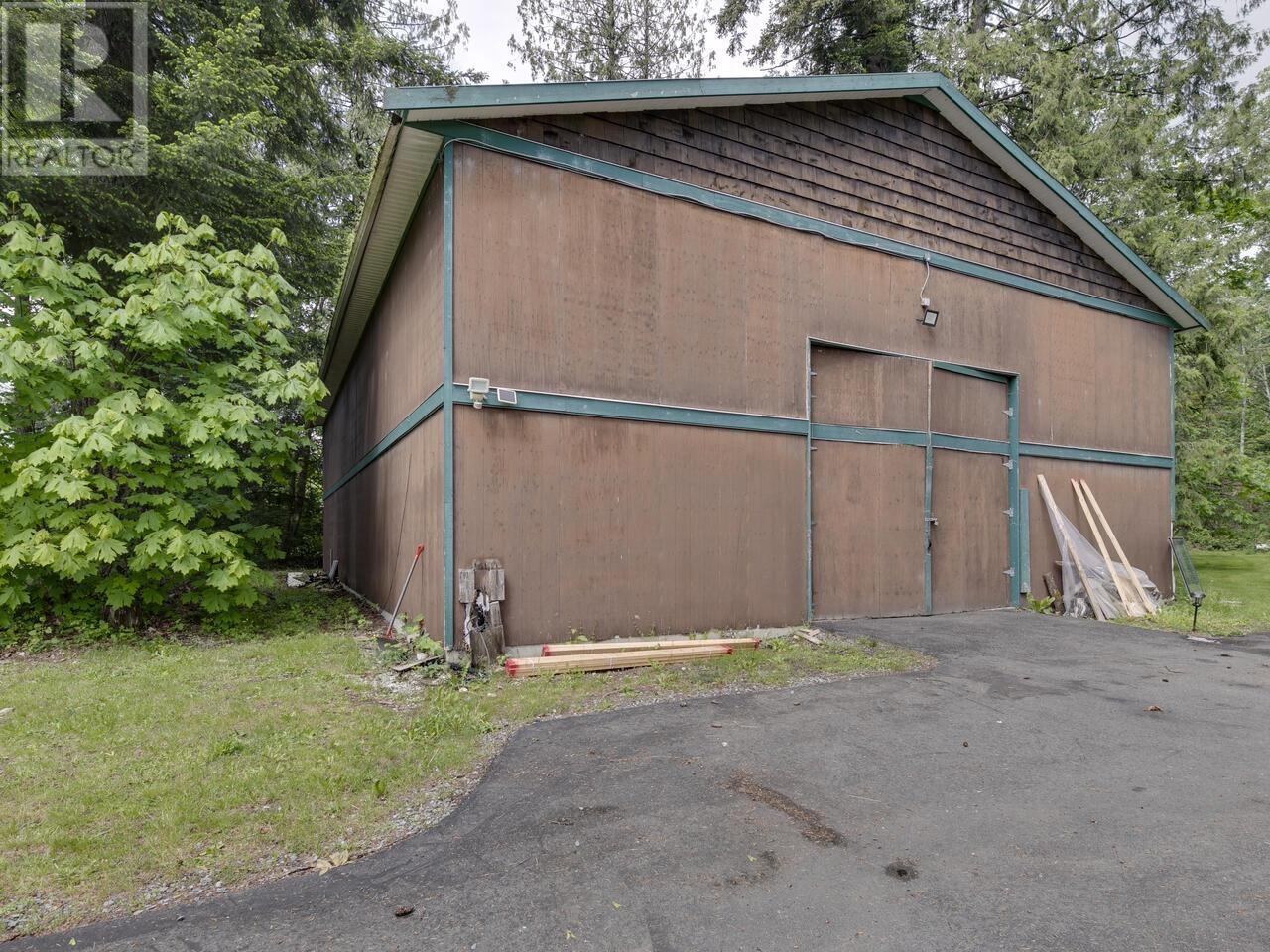 26521 Lougheed Highway, Maple Ridge, British Columbia  V2W 1K2 - Photo 34 - R2949076