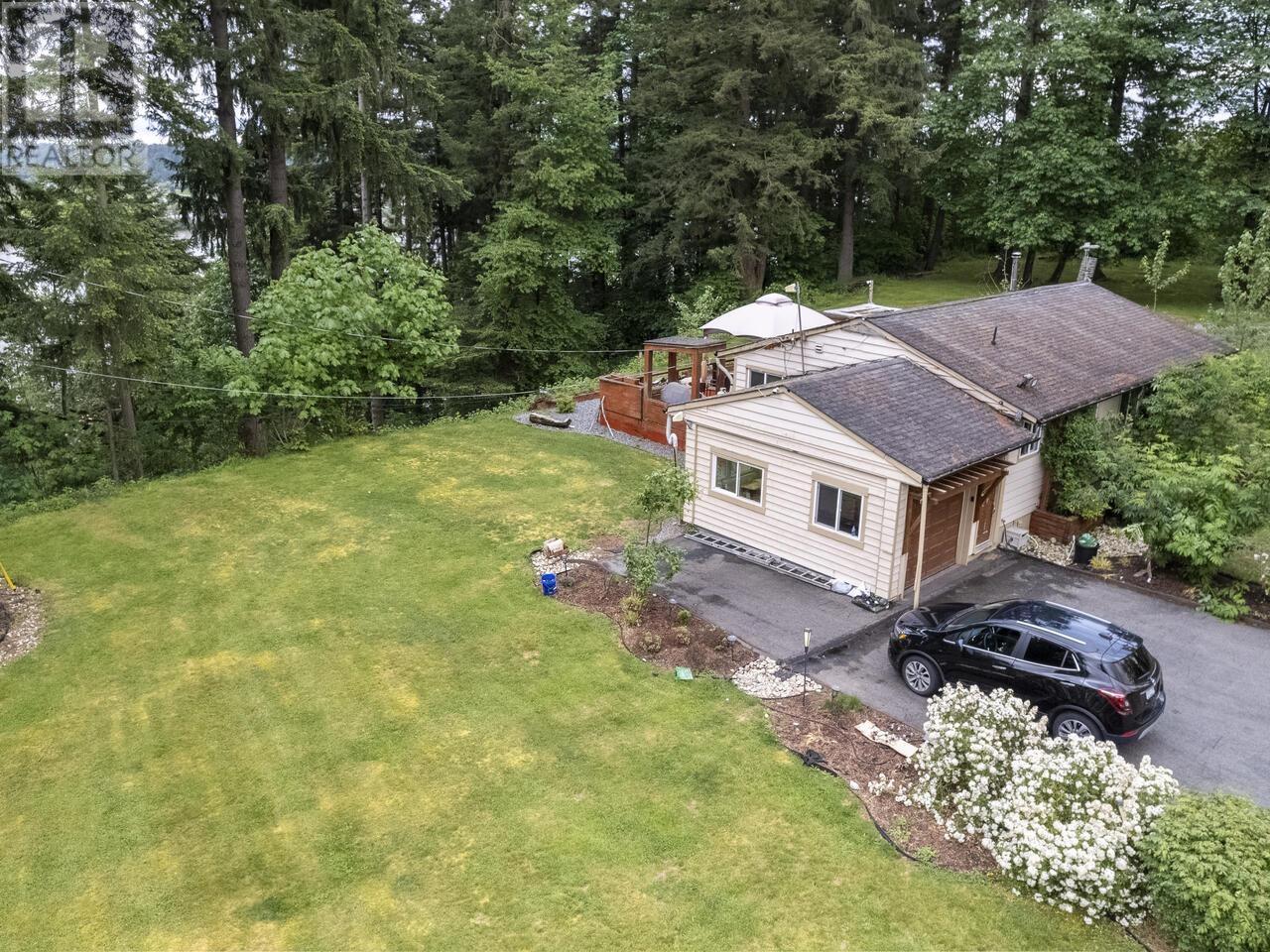 26521 Lougheed Highway, Maple Ridge, British Columbia  V2W 1K2 - Photo 9 - R2949076