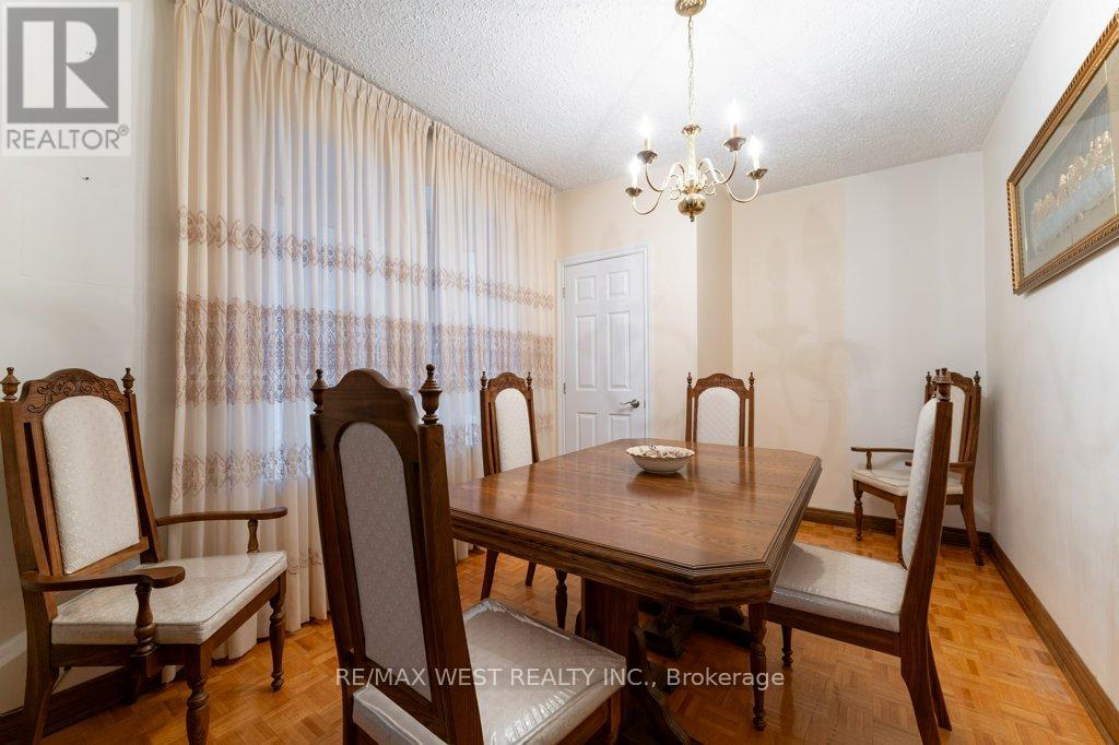 26 Greenlaw AvenueToronto (Corso Italia-Davenport), Ontario  M6H 3V5 - Photo 7 - W11891188