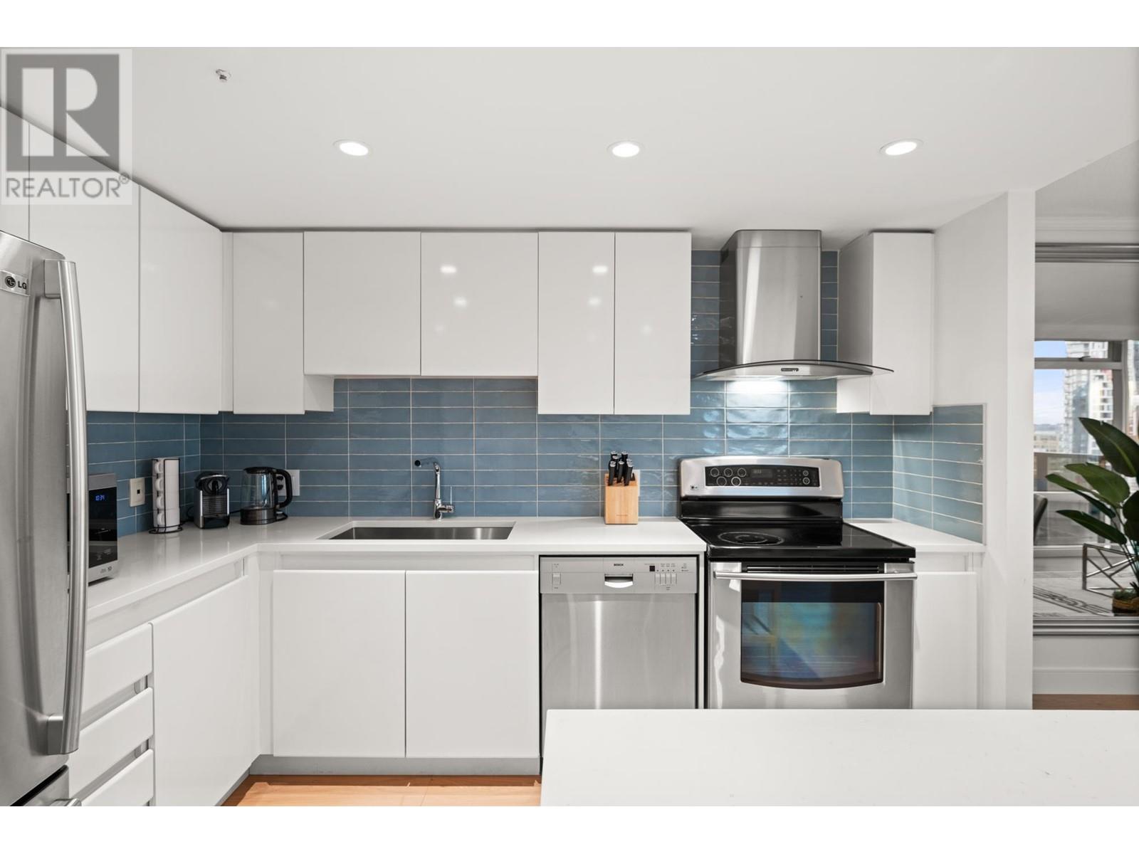 2301 1050 Burrard Street, Vancouver, British Columbia  V6Z 2S3 - Photo 13 - R2949740
