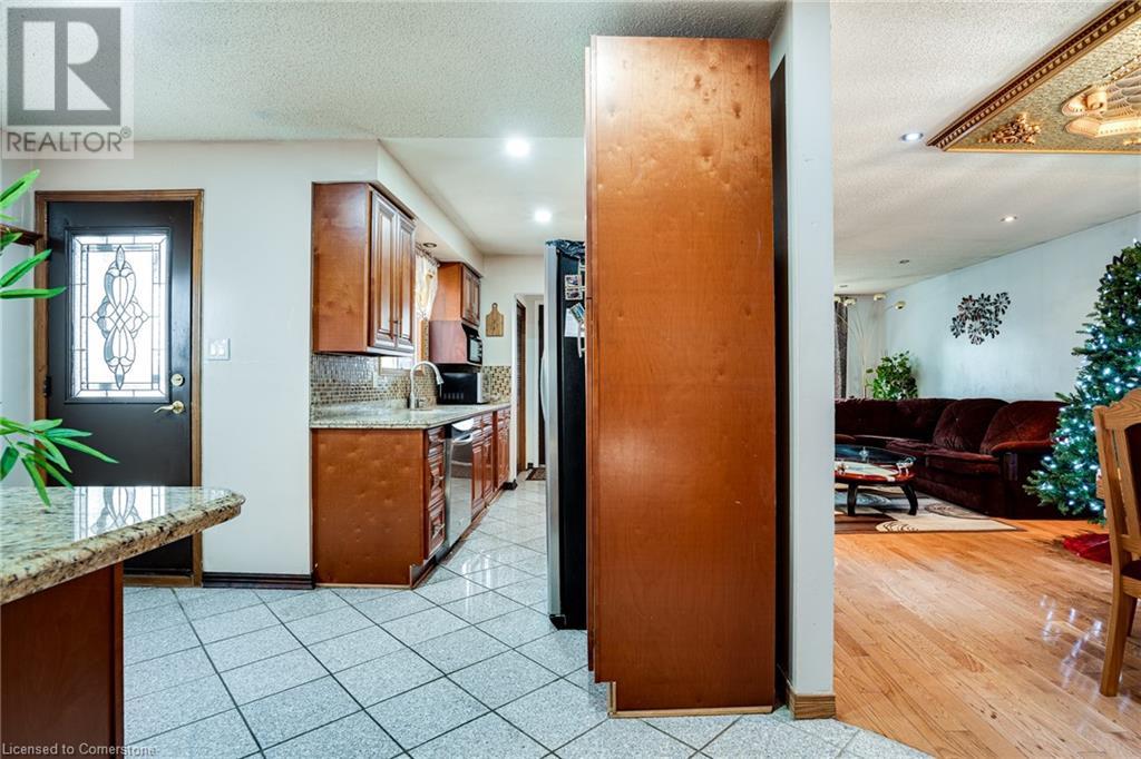 188 Clifton Downs Road, Hamilton, Ontario  L9C 2P6 - Photo 14 - 40685066